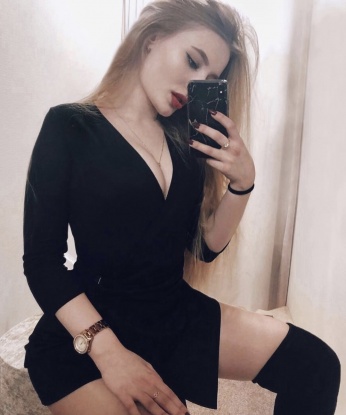 Алена, 23 - Фото №1